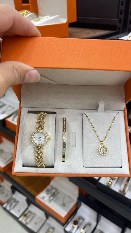 w.w.s.300 - waches women